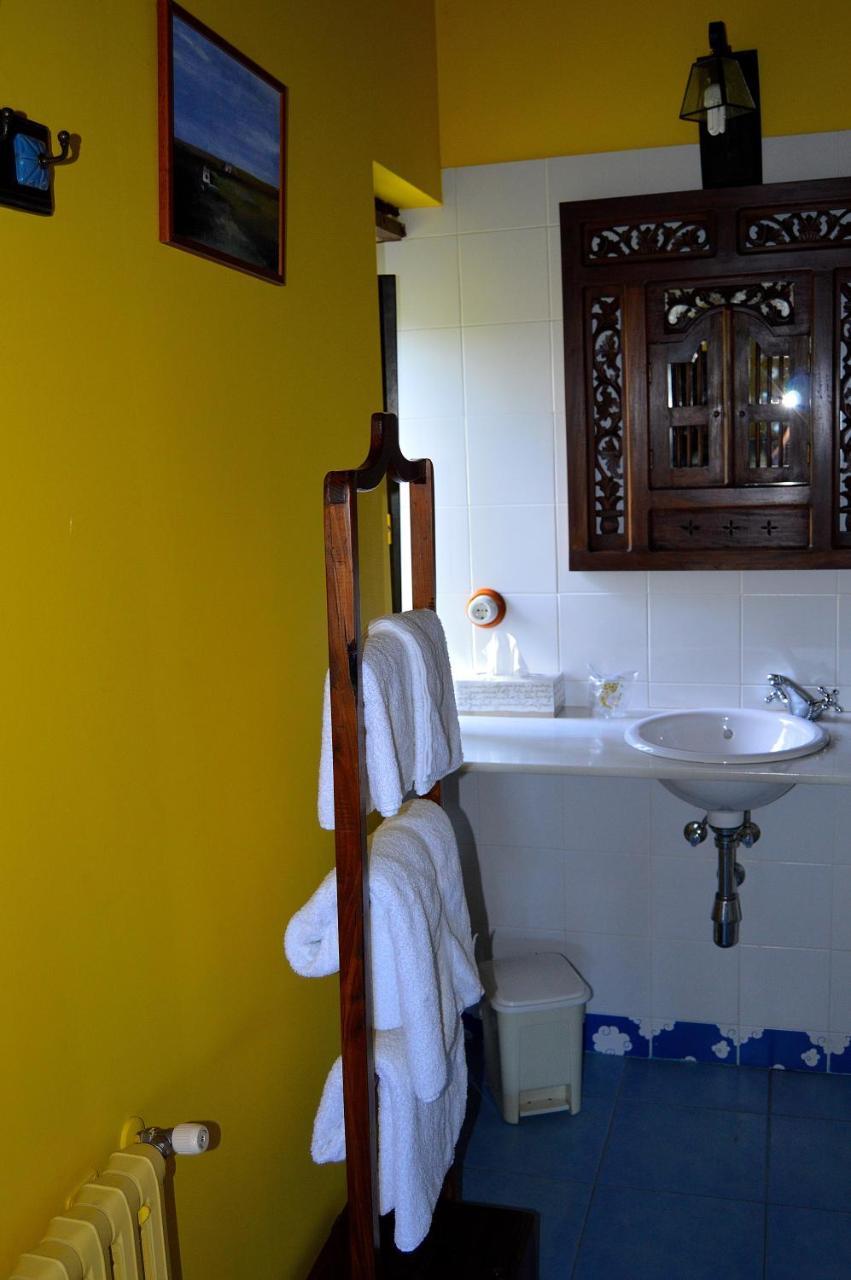 Hotel Casa De Baixo à Lugo Extérieur photo