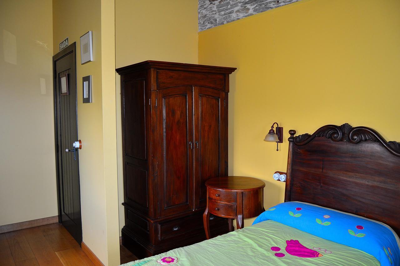 Hotel Casa De Baixo à Lugo Extérieur photo